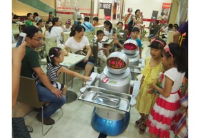 送餐机器人